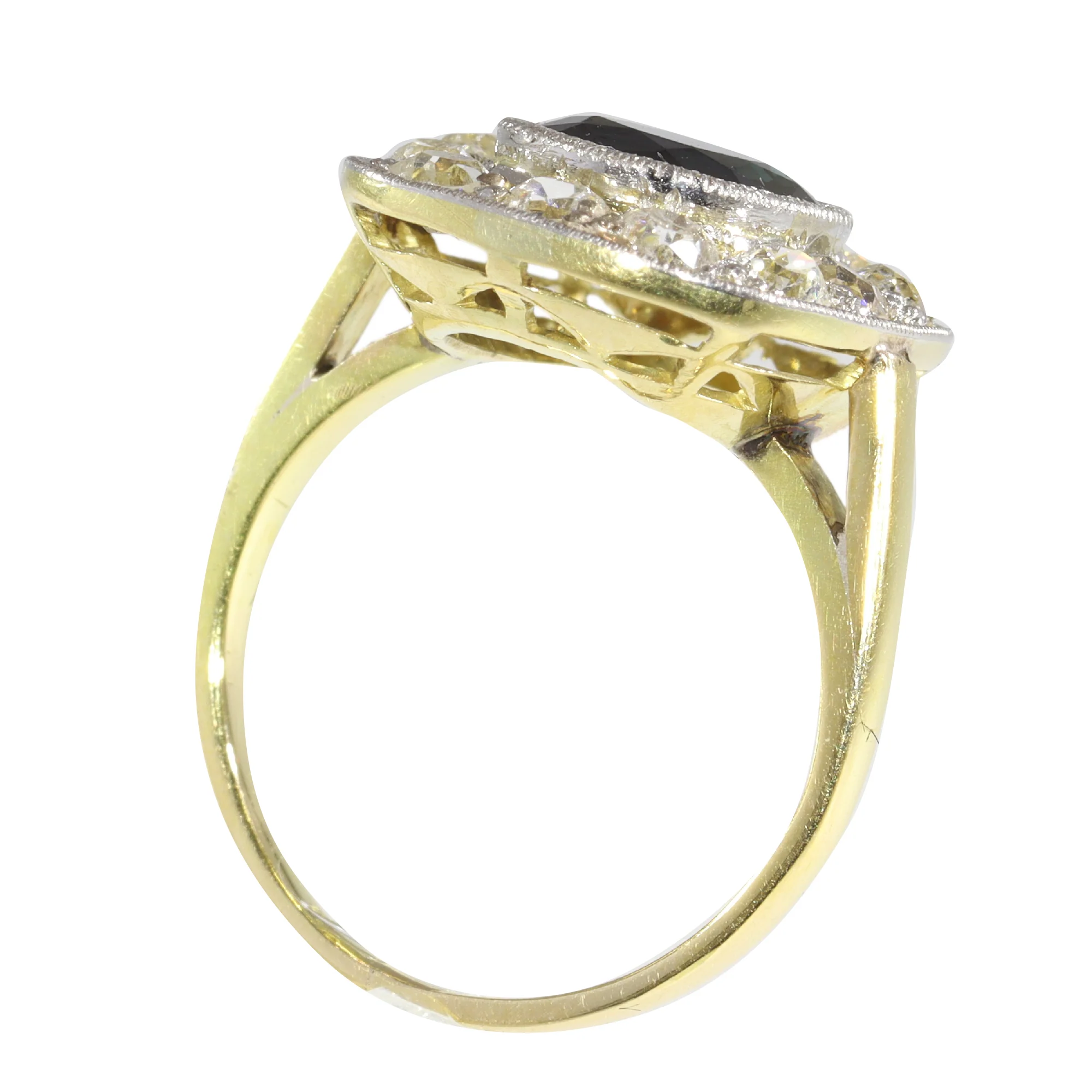 Old World Charm: a Belgian vintage ring for a timeless bond - Image 10