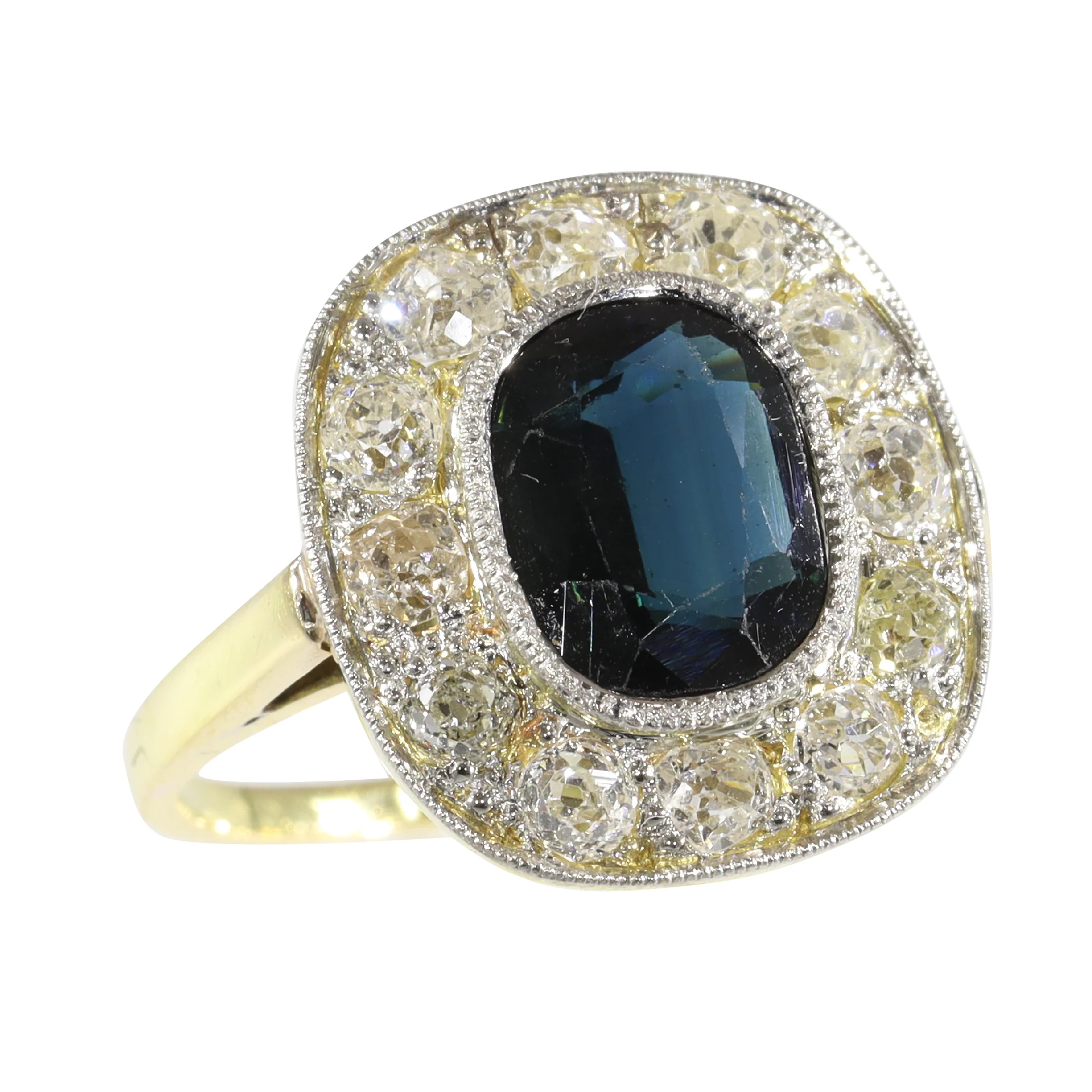 Old World Charm: a Belgian vintage ring for a timeless bond - Image 12