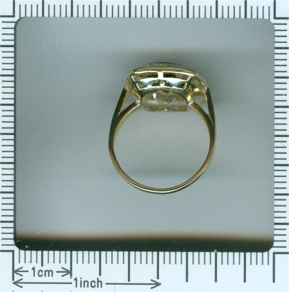 Old World Charm: a Belgian vintage ring for a timeless bond - Image 14