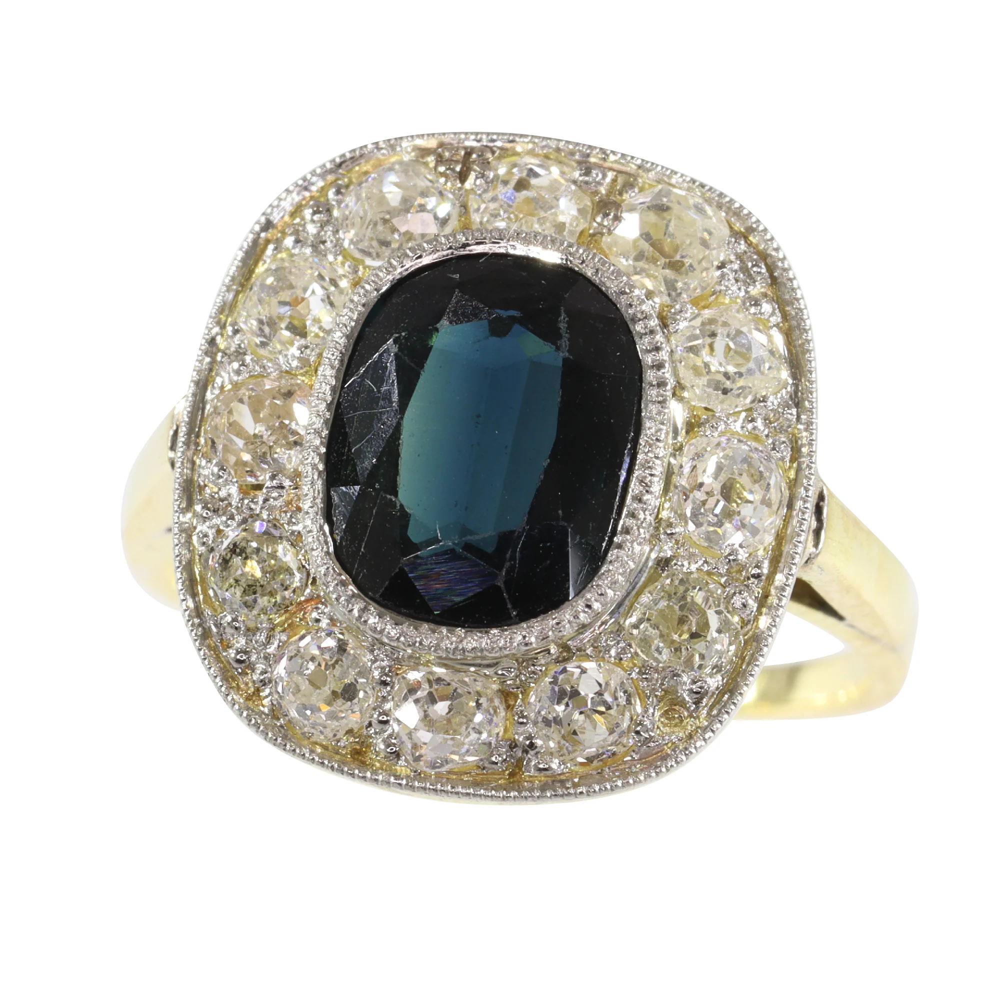 Old World Charm: a Belgian vintage ring for a timeless bond - Image 6