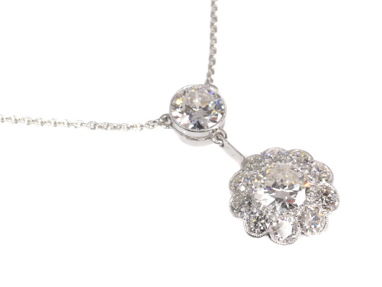 Rêverie Art Deco: Old-cut diamond pendant from the 1950s with an elegance of 4.27 ct - Image 9