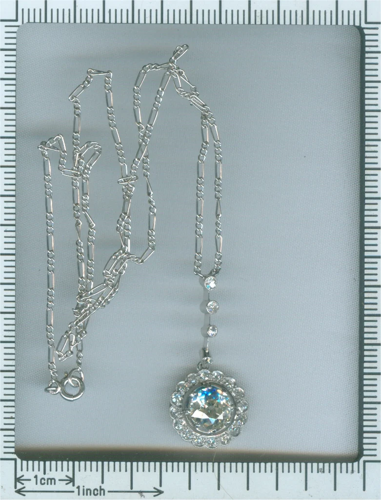 1920s Glamour: Deco Diamond Pendant - Image 10