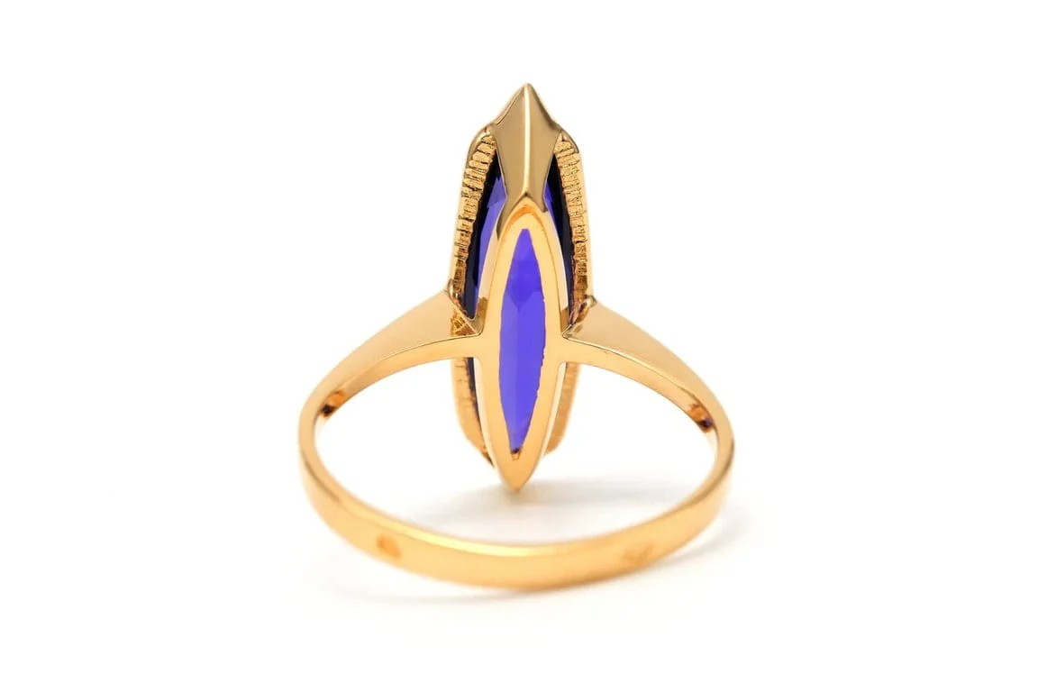 Contemporary ring set with an amethyst in 18-carat yellow gold - Image 4