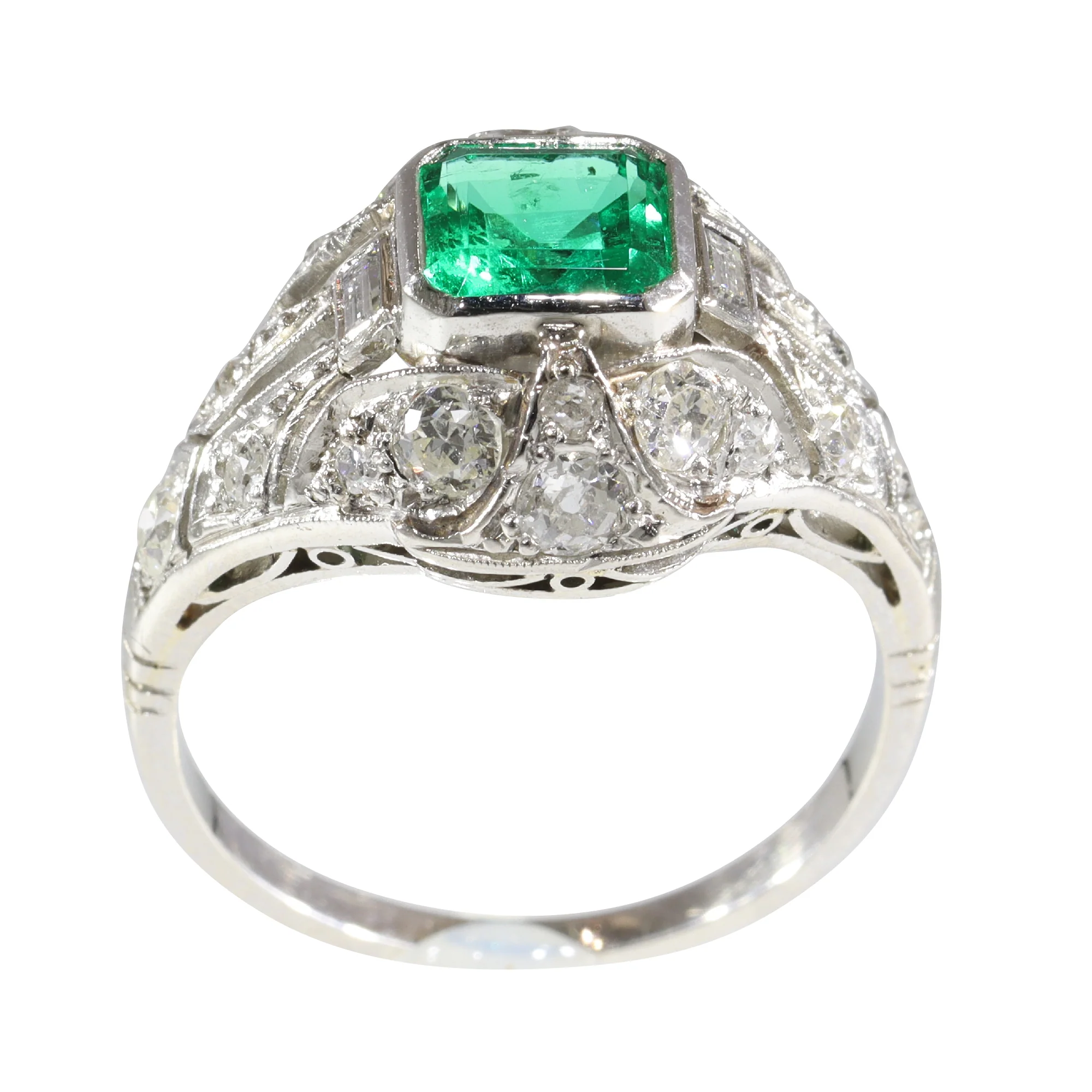 Verdant Vintage: Ring in Colombian emerald and old-cut diamond from 1920 - Image 7