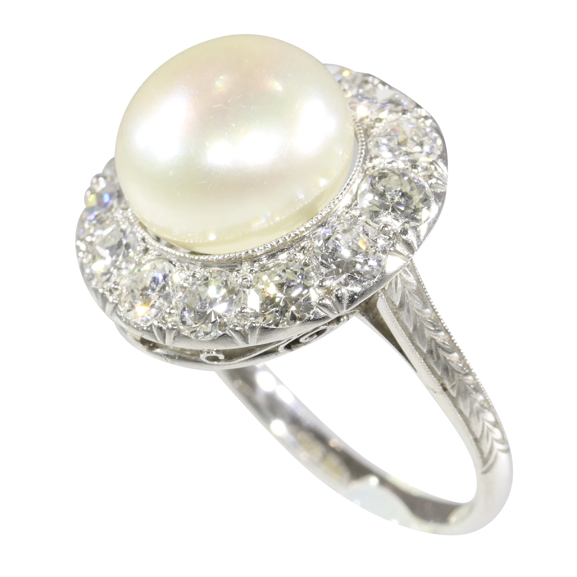 Jewel of the past: a diamond-set engagement ring from the 1930s - Image 11