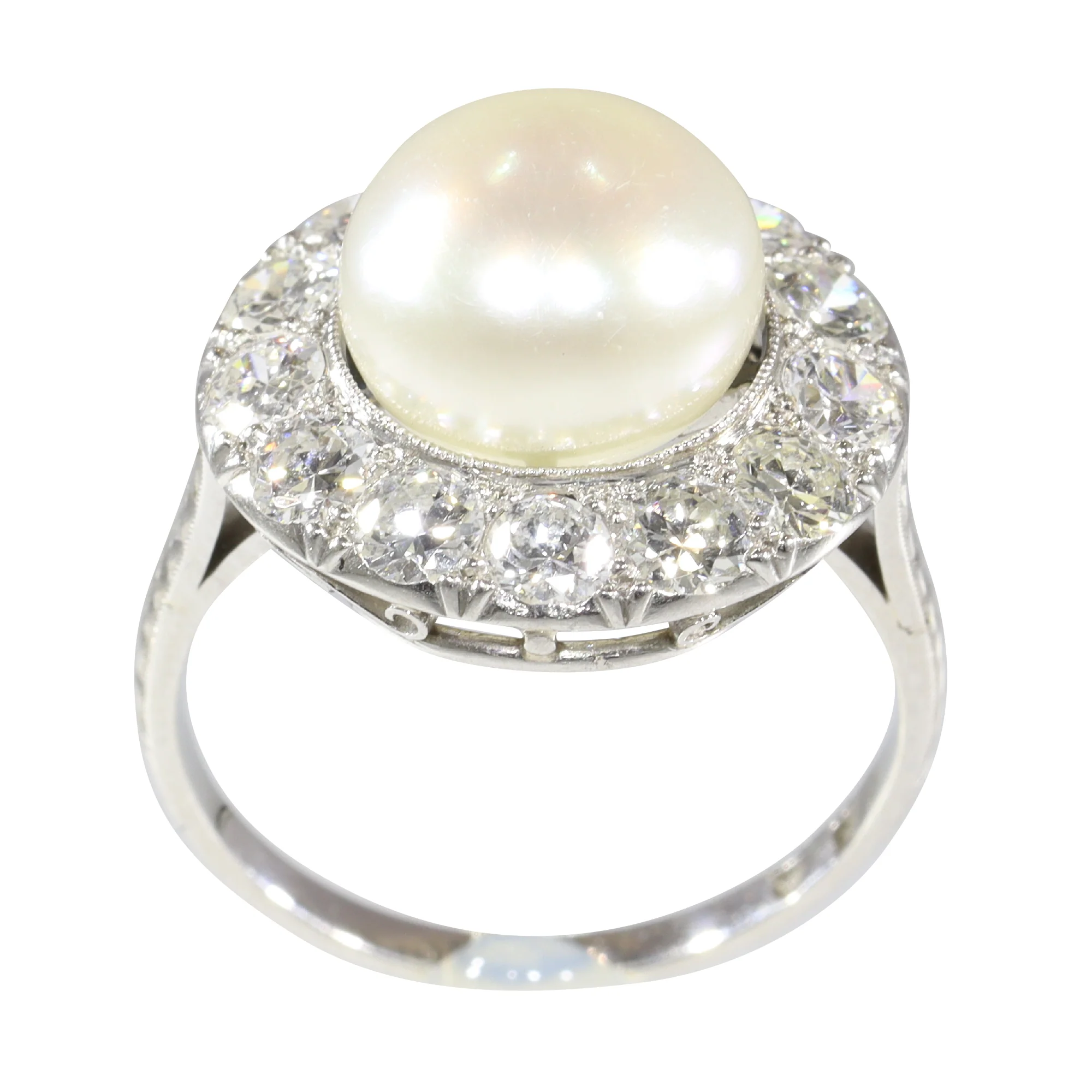 Jewel of the past: a diamond-set engagement ring from the 1930s - Image 9