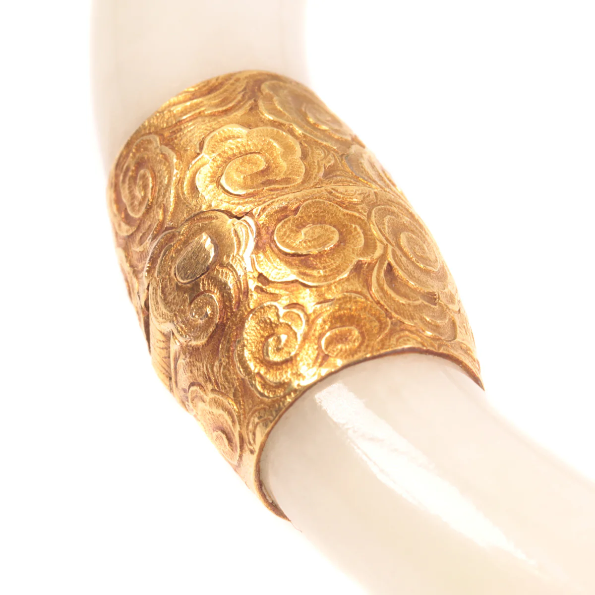 Vintage jade with 18-carat gold fittings: the silent chronicles of a Victorian bracelet - Image 4