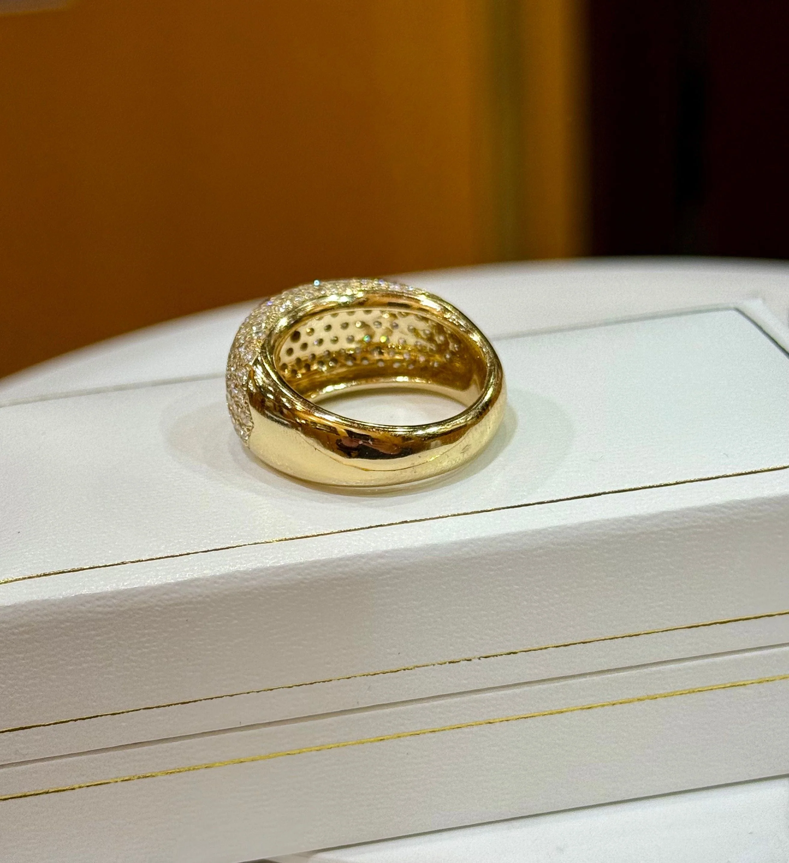 Domed yellow gold ring with diamond pavé - Image 7