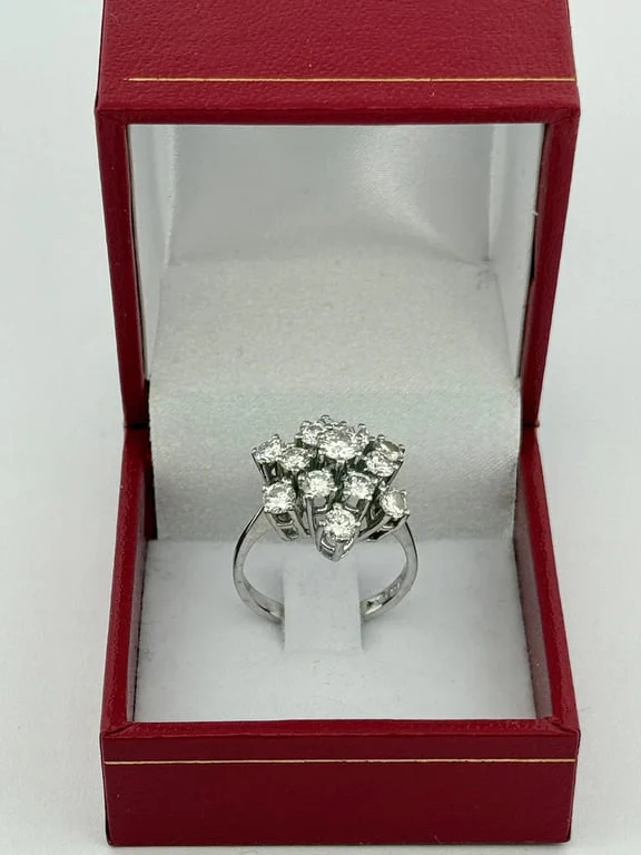 Multi-diamond ring in 18-carat white gold - Image 4