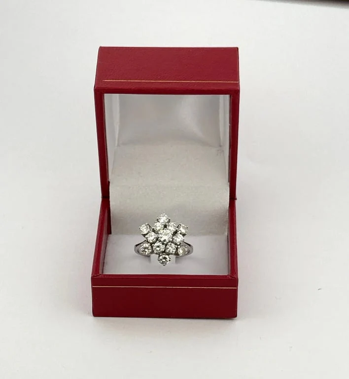 Multi-diamond ring in 18-carat white gold - Image 5