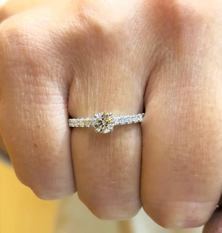 Solitaire Cartier in diamonds on platinum setting - Image 3