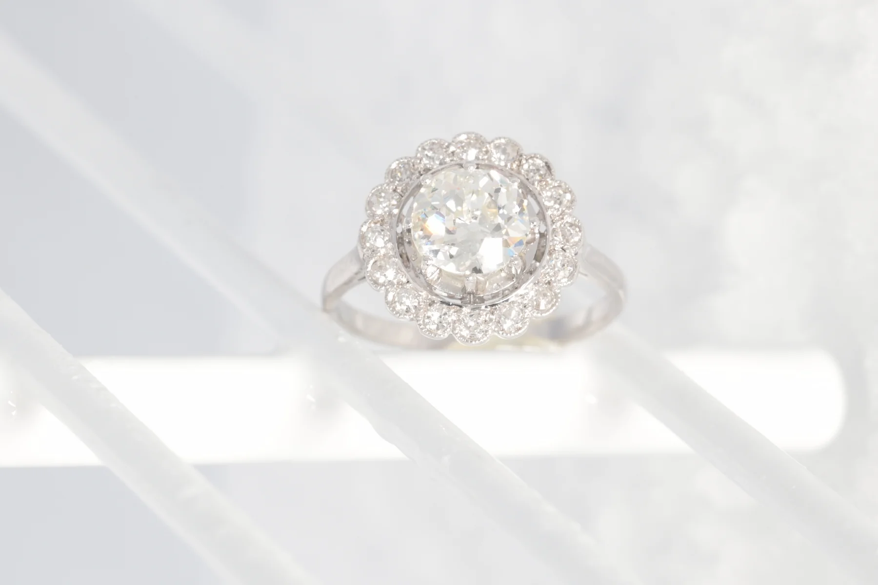 Liens eternal: the decorative diamond ring from the 1920s - Image 6