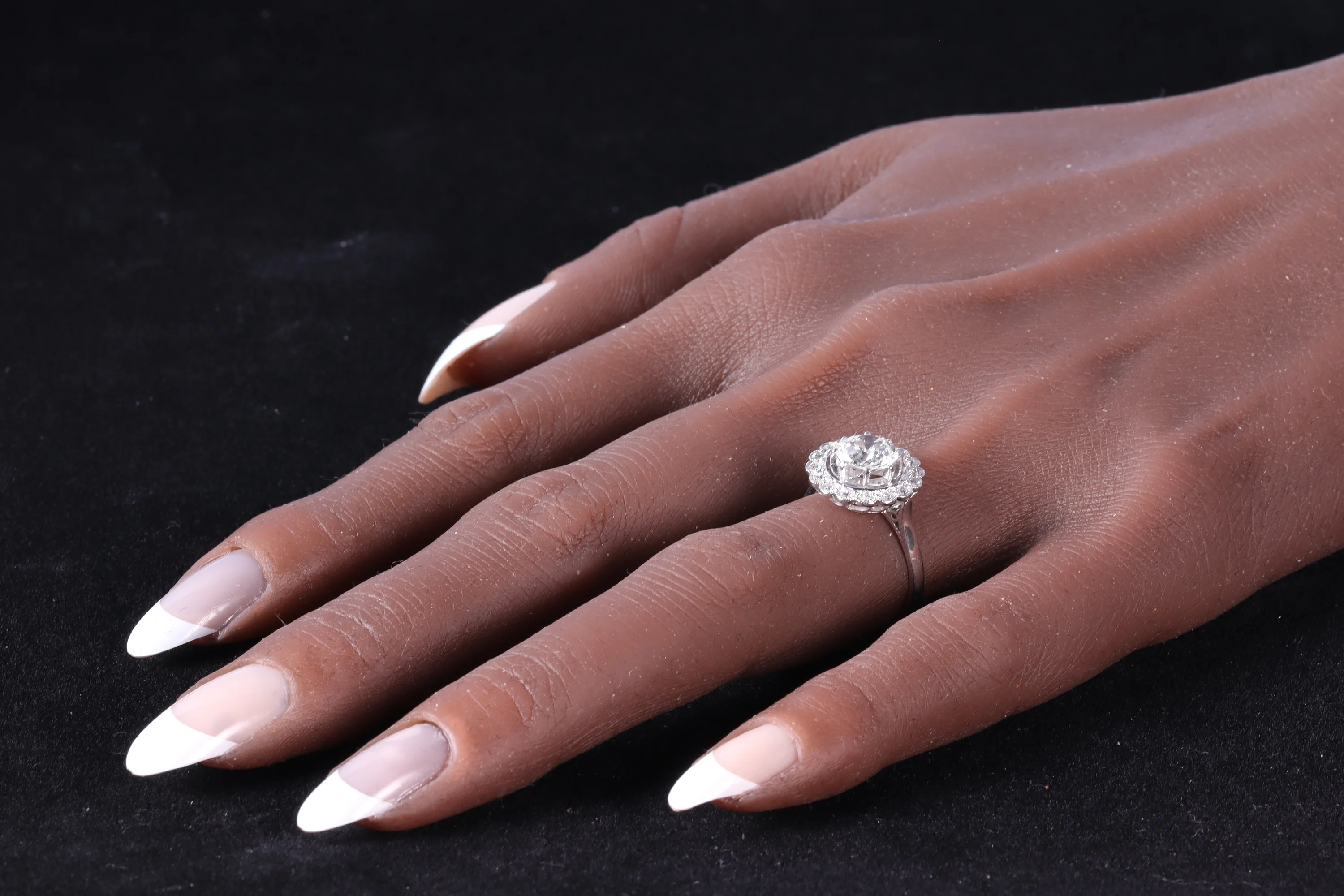 Liens eternal: the decorative diamond ring from the 1920s - Image 9