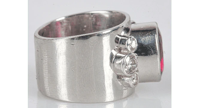 18k White Gold Band Ring, set with a beautiful Rubellite - Image 7