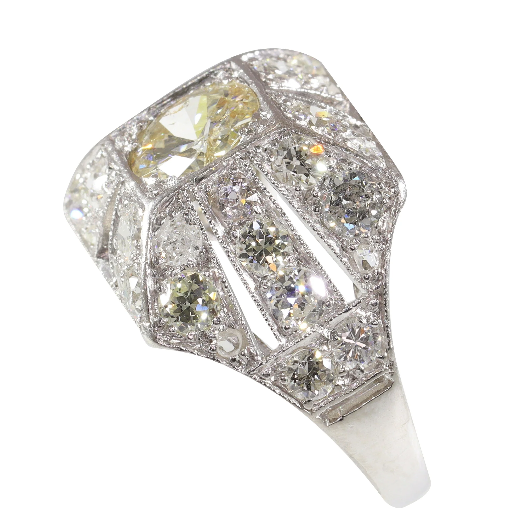 Meeting the precious stone: a Belgian diamond ring from 1930 - Image 13