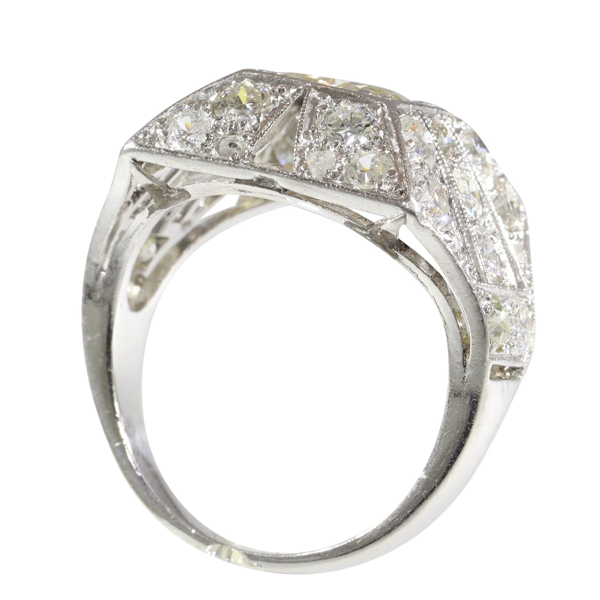 Meeting the precious stone: a Belgian diamond ring from 1930 - Image 15