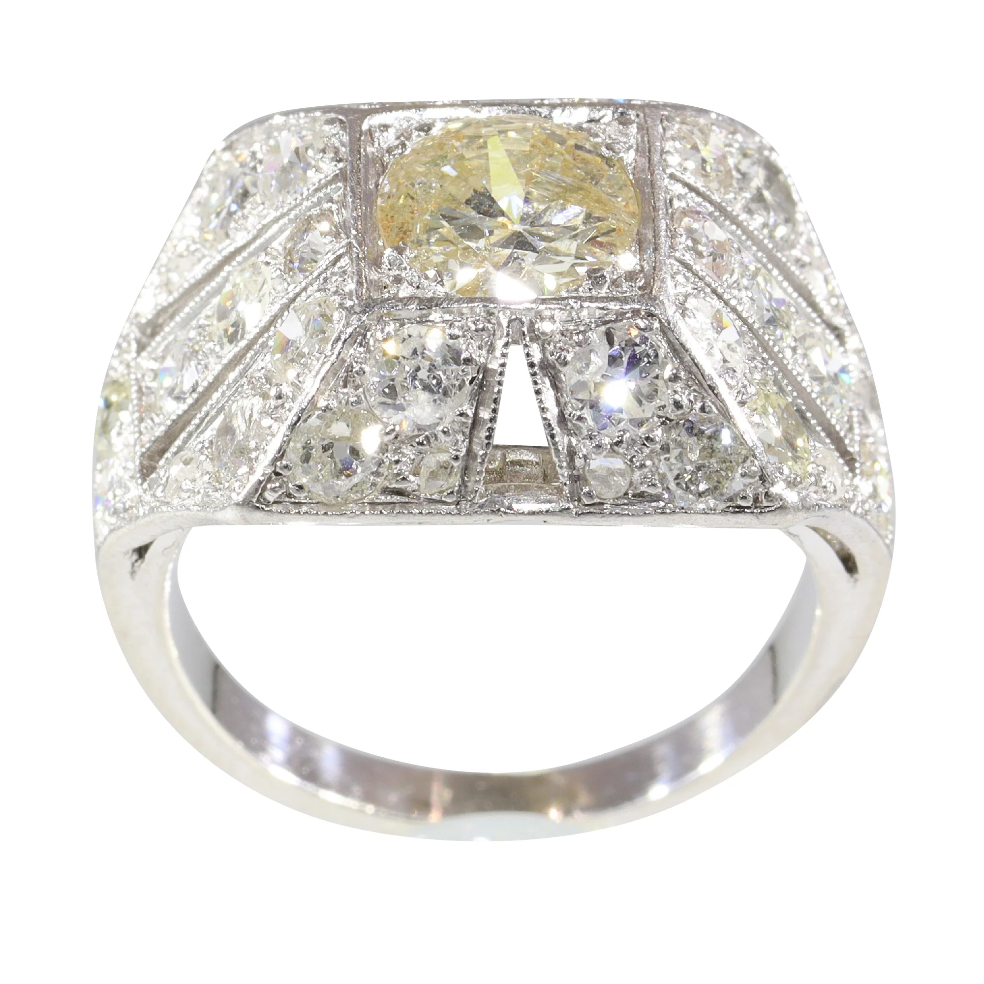 Meeting the precious stone: a Belgian diamond ring from 1930 - Image 9