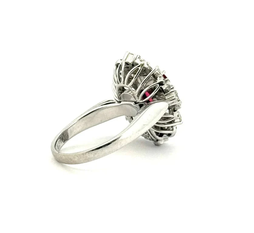 Gold ring, rubies and diamonds, convertible into a pendant - Image 5