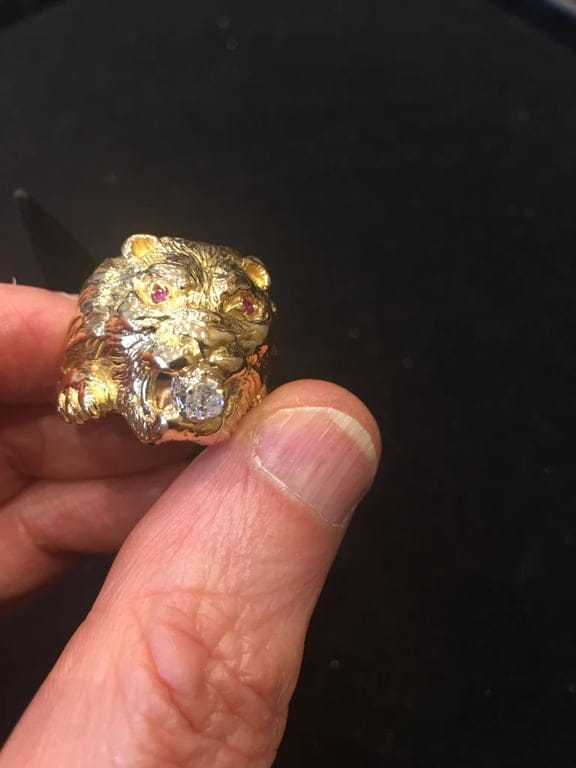 Gold Lion Ring Diamond Ruby - Image 8