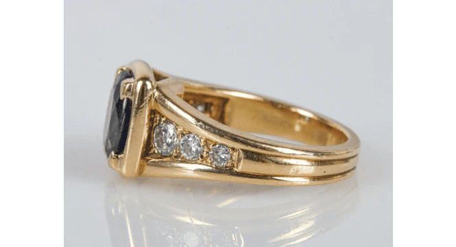 MAUBOUSSIN - Yellow gold ring centered with a beautiful sapphire - Image 4