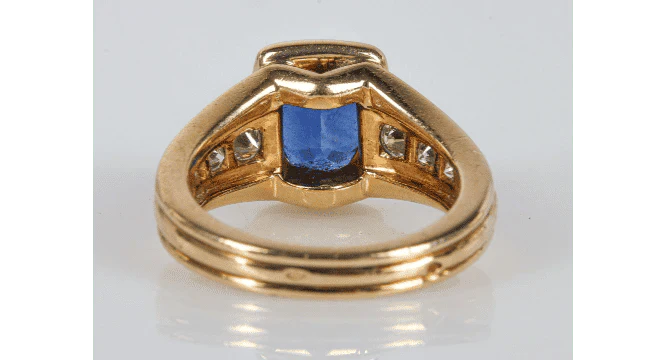 MAUBOUSSIN - Yellow gold ring centered with a beautiful sapphire - Image 5
