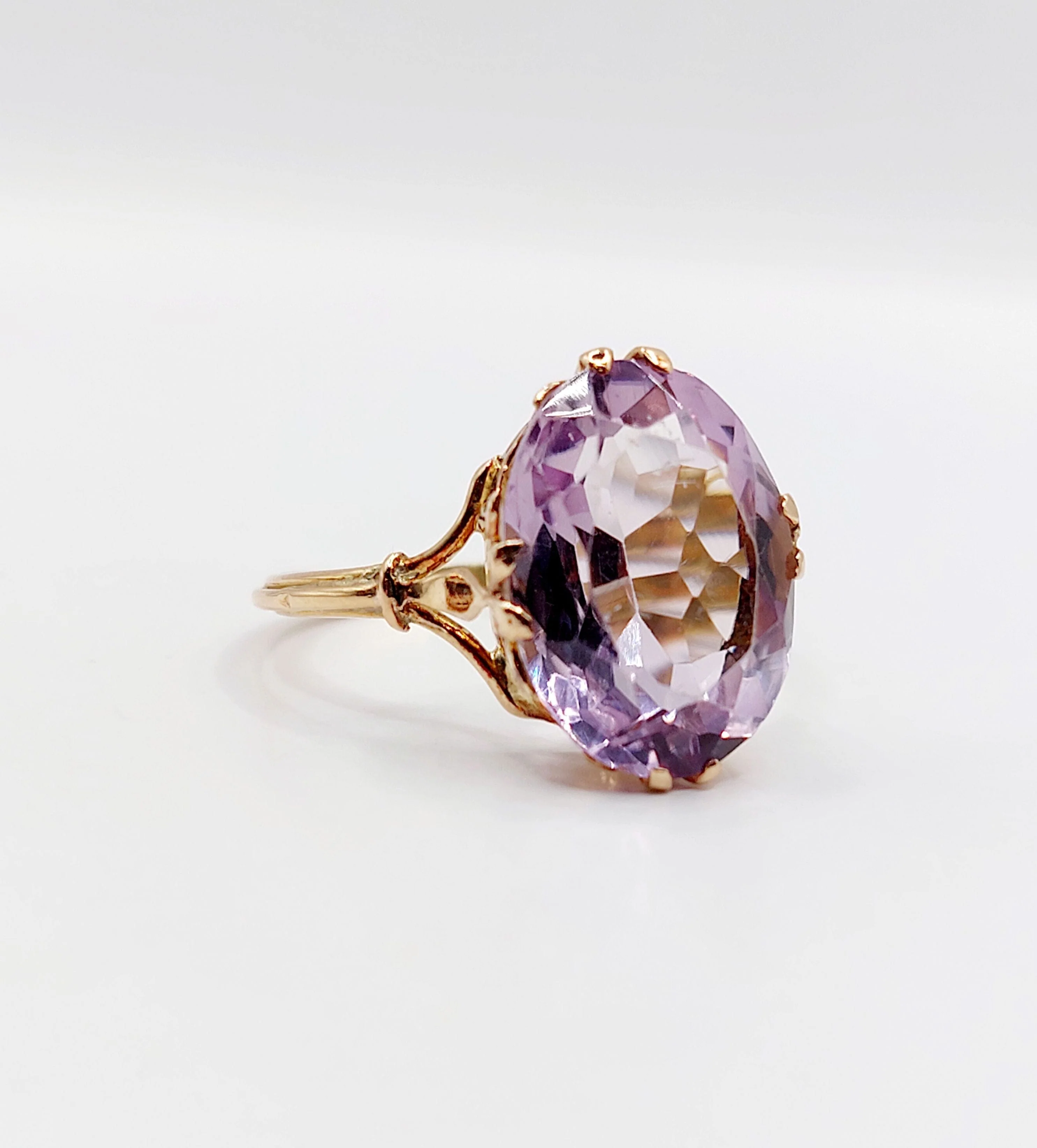 Rose gold amethyst cocktail ring (circa 1900) - Image 8