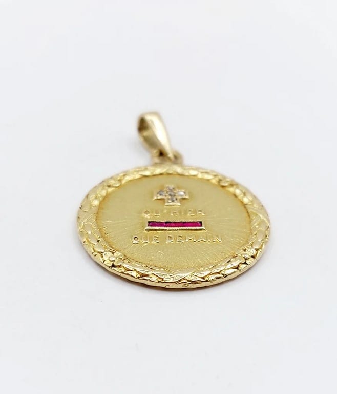 Augis - Love medal pendant 23 mm in 18k gold with diamond and ruby  - Image 6