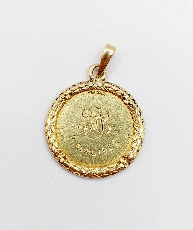 Augis - Love medal pendant 23 mm in 18k gold with diamond and ruby  - Image 7