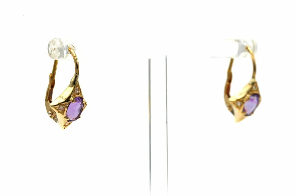 18-carat yellow gold earrings with amethysts, brilliant-cut diamonds - Image 4