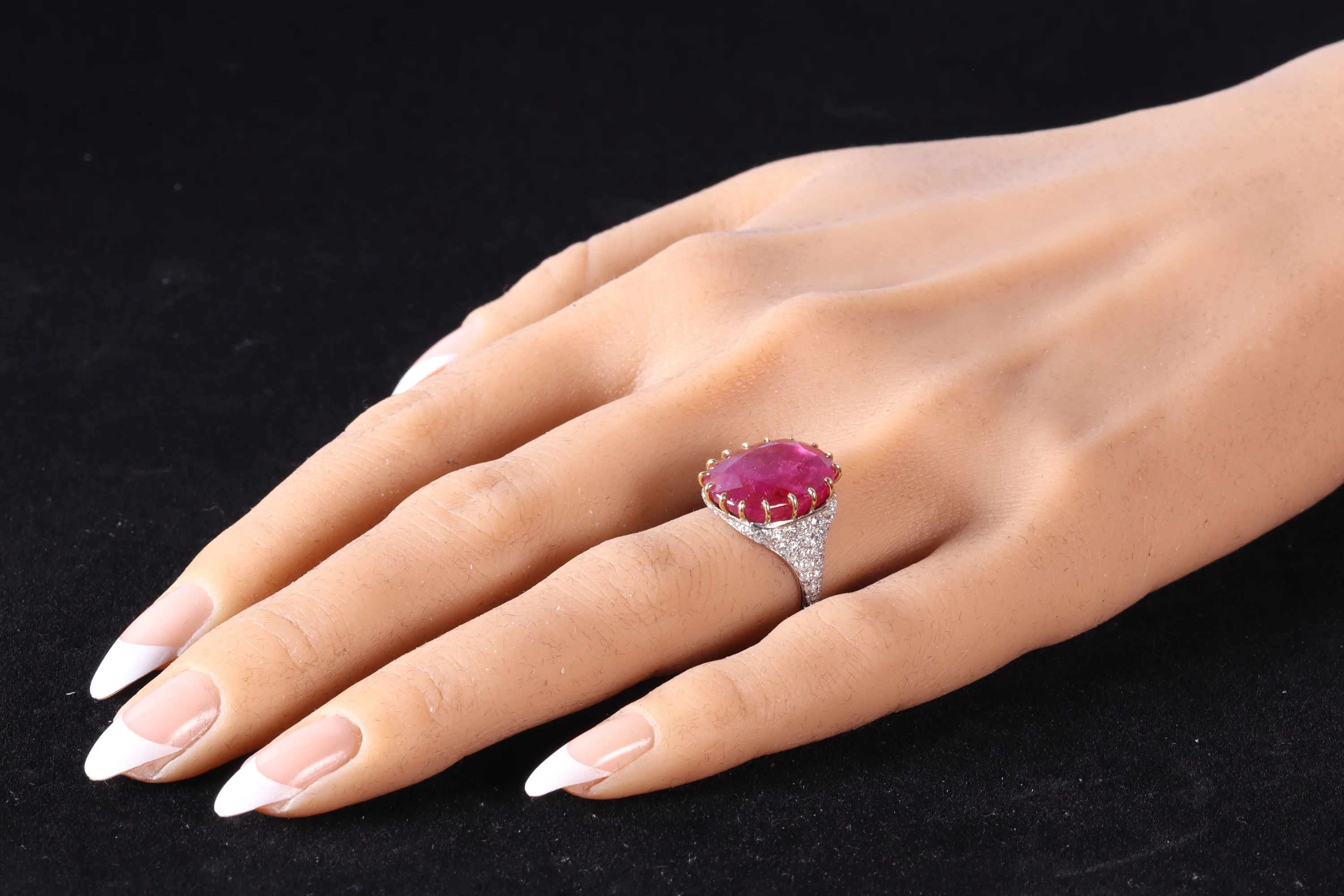 Vintage ruby delight: ring Art Deco with untreated 13.5 ct ruby  - Image 7