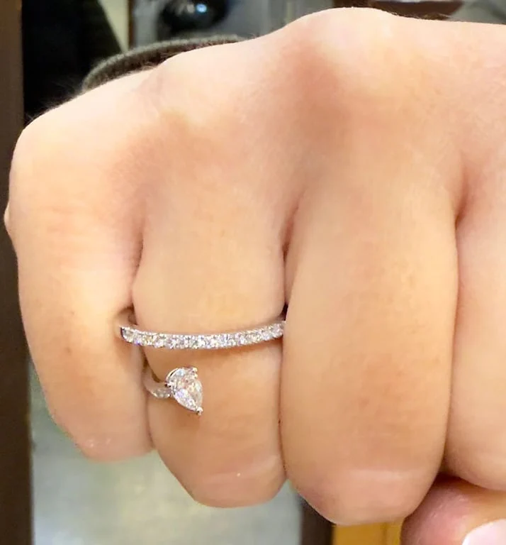Creation ring in platinum and natural diamonds - Image 5
