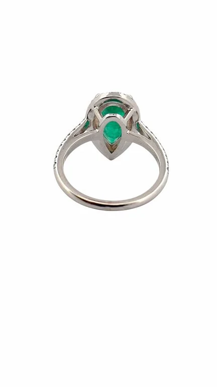 White gold ring, emerald and diamonds - Image 6