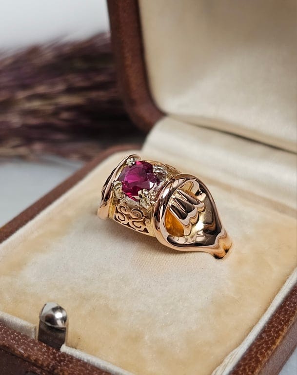 Composite ruby dome ring in 18-carat rose gold - Image 7