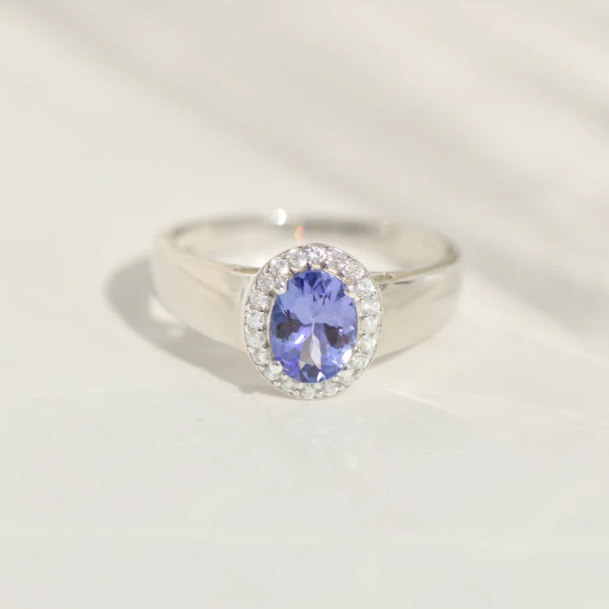 14-carat white gold ring with 1.0 ct oval tanzanite - Image 4