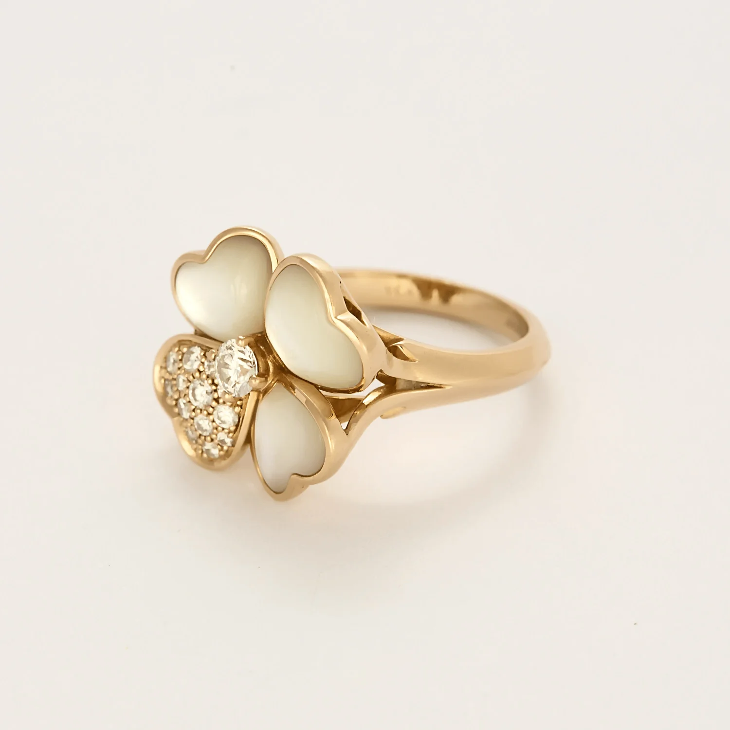 Van Cleef & Arpels - Cosmos - Convertible brooch in pink gold, mother-of-pearl and diamonds  - Image 3